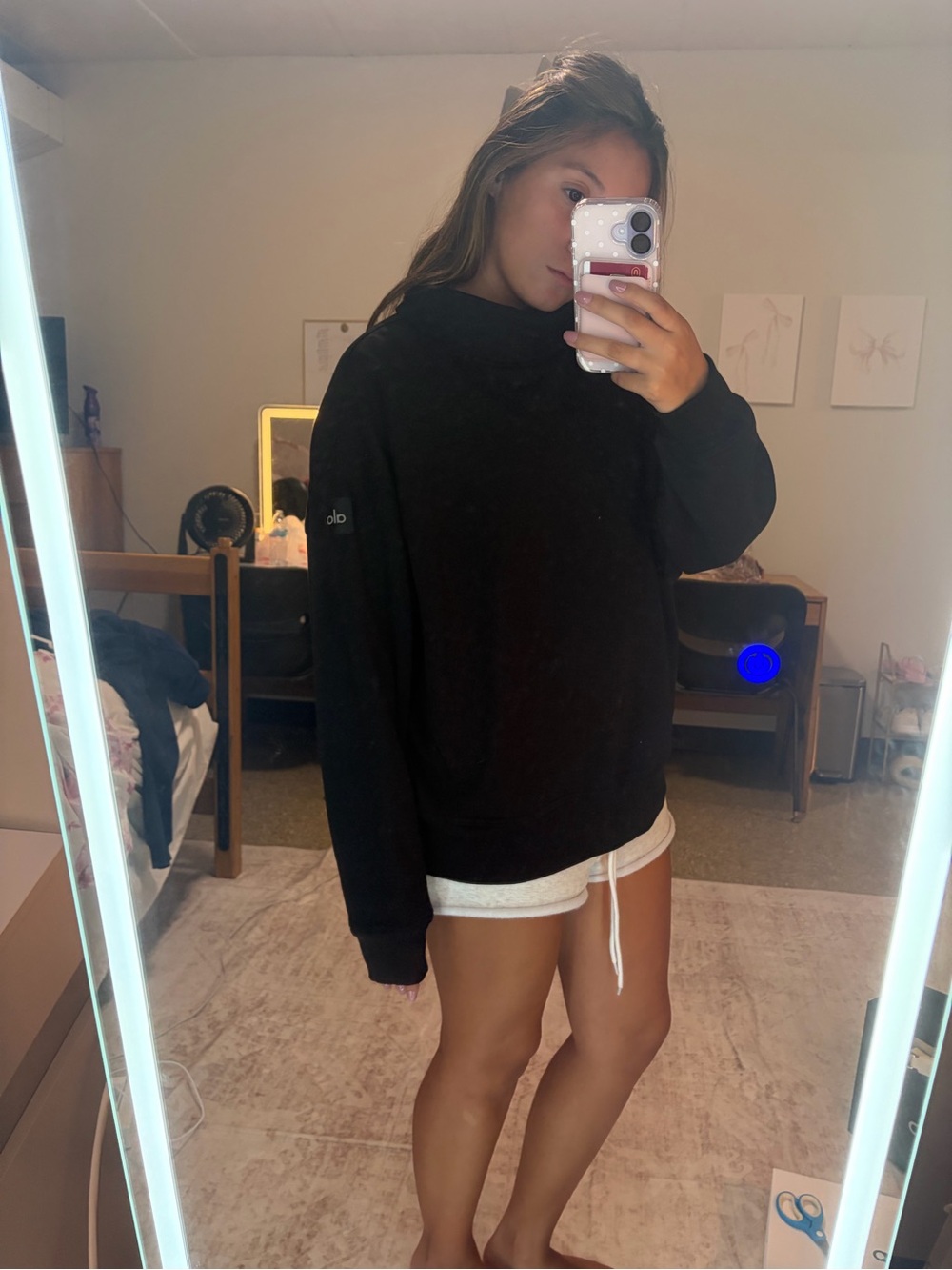 ALO Yoga Black Relaxed Crewneck Sweatshirt